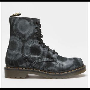 Brand New in box Dr.Martens. Size 11